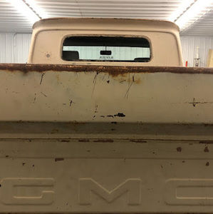 Meet your Posher, Justin